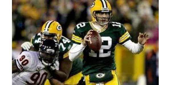 La falta de atención de los Green Bay Packers a Aaron Rodgers conduce a un dilema